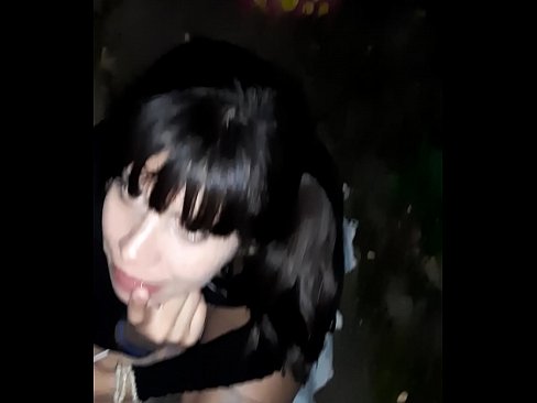 ❤️ रस्त्यावर कँडीच्या बदल्यात लिंग सुजले आमच्याकडे ﹏